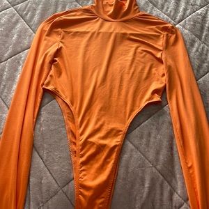 SHEIN High Neck Form Fitted Top